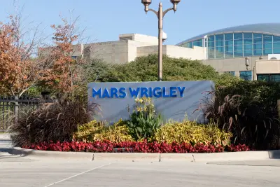 Former Mars Inc. executive pleads guilty to stealing $28M from company