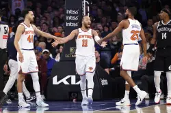 Knicks easily handle tanking Nets for fourth straight win