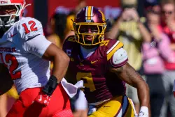 Two defensive starters to return to Gophers versus Badgers
