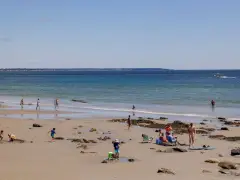 Fear of ICE jolts a Maine beach town