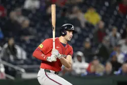 Sale sparkles, Olson hits bases-loaded triple in 10th and Braves beat Nationals 5-0